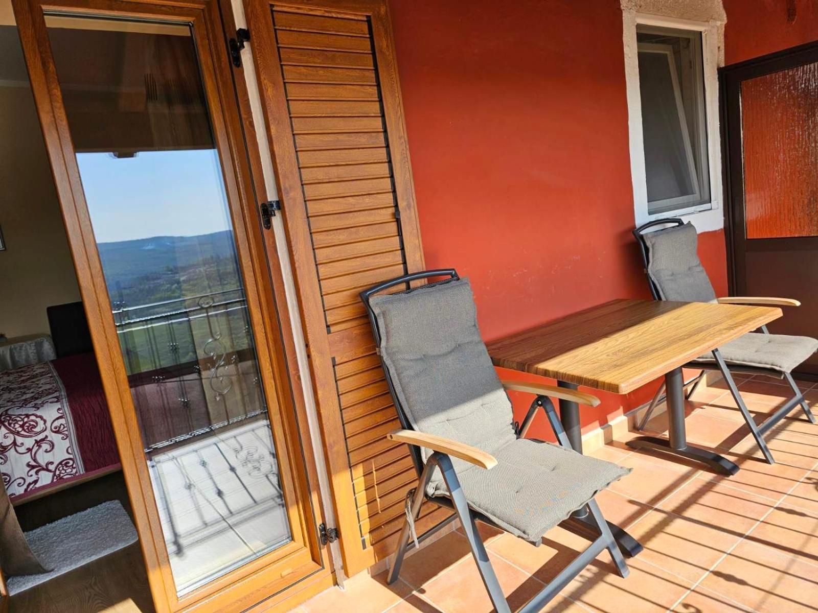 Guesthouse Villa Marija Мотовун Екстериор снимка