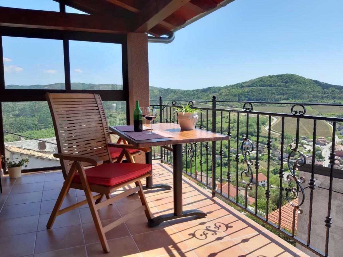Guesthouse Villa Marija Мотовун Екстериор снимка